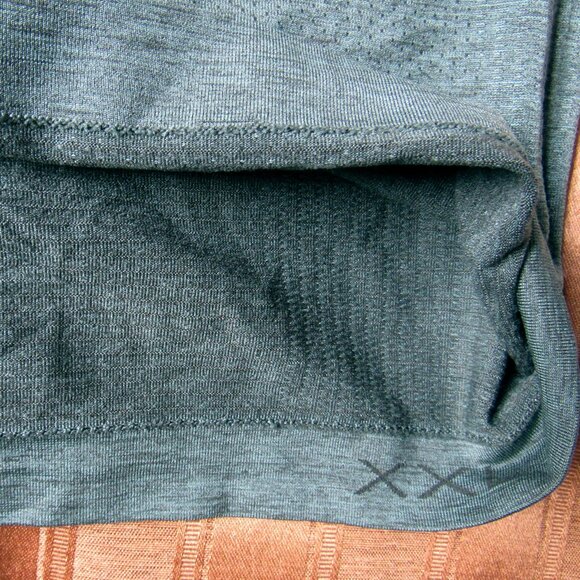 Lululemon Men  t-shirt, LLX, armpit to armpit 22.5in, Olive,Short Sleeve. - Picture 4 of 5